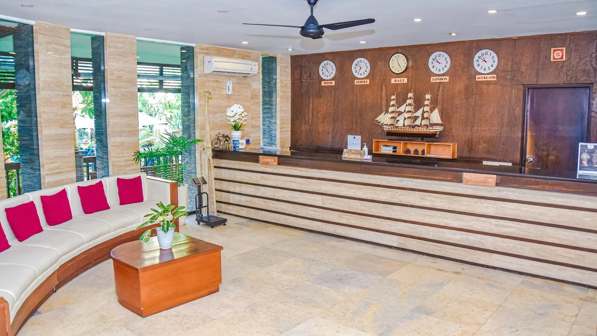 The Lokha Legian Resort & Spa 3*,