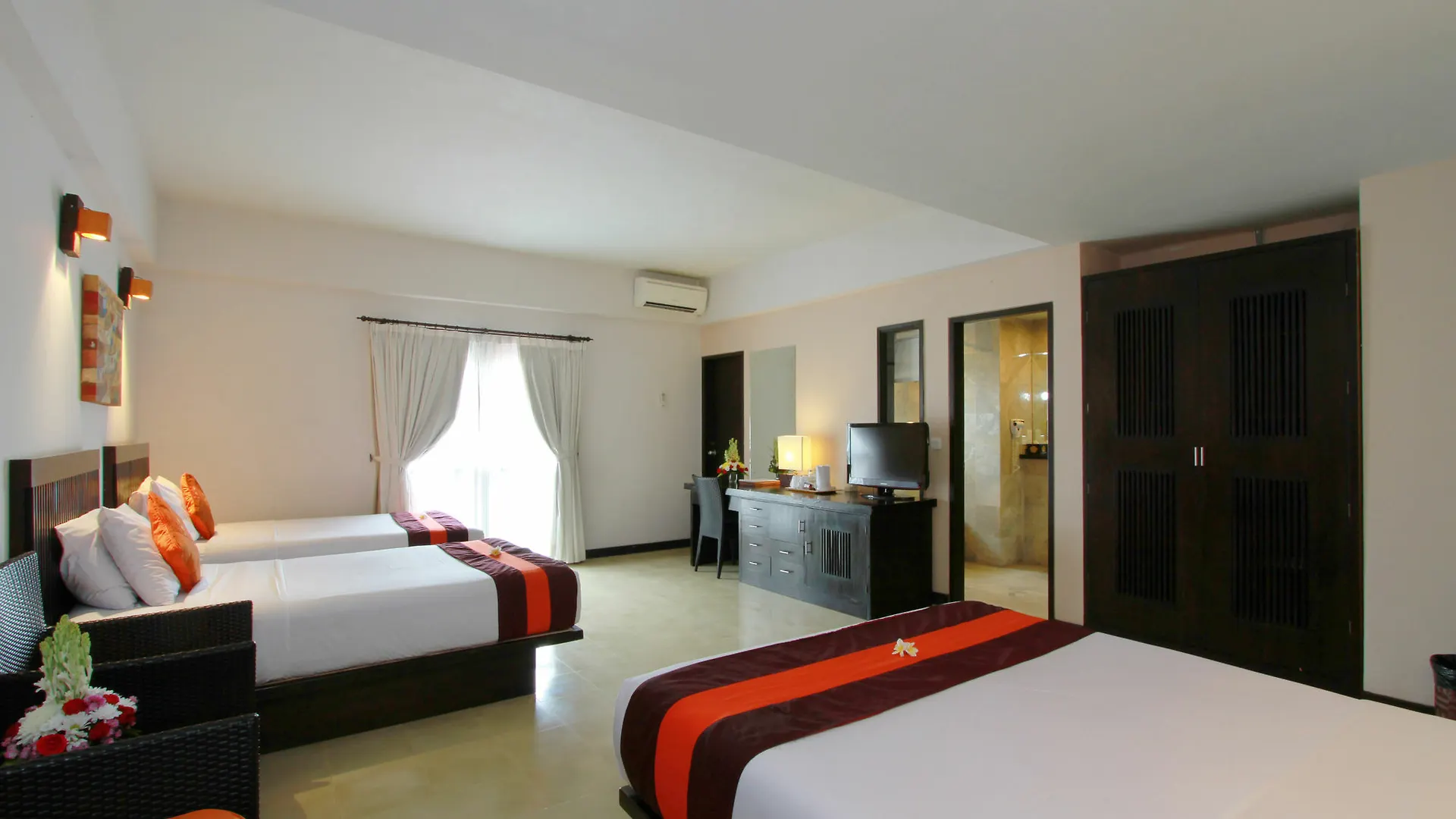 The Lokha Legian Resort & Spa 3*,