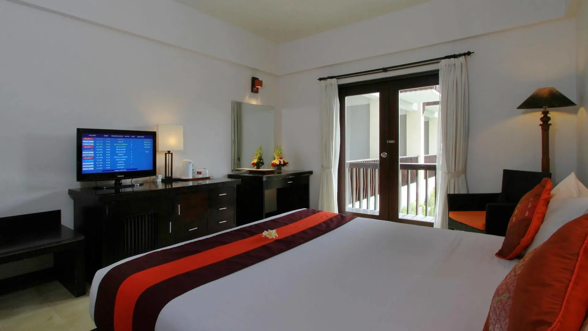 The Lokha Legian Resort & Spa Hotell